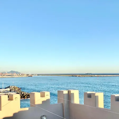 Castello Miramare فندق 3*
