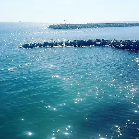 Castello Miramare 3* جنوة